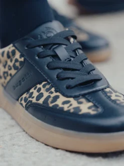 Sneaker schwarz